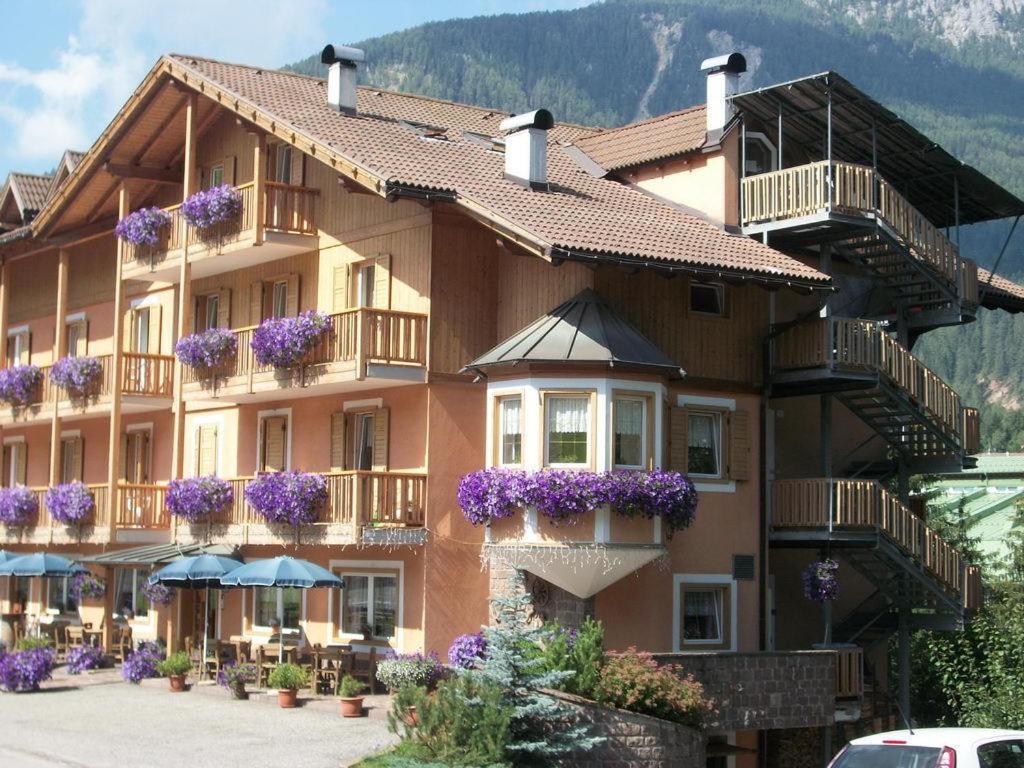 Hotel Vallechiara Moena Eksteriør billede