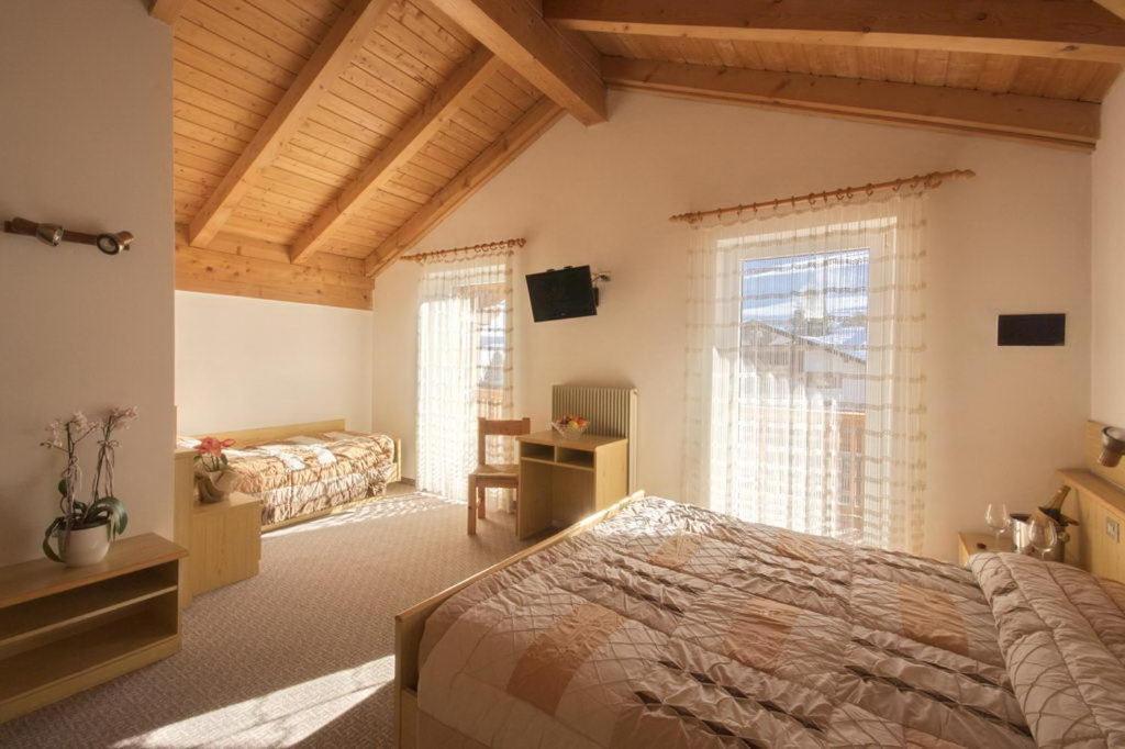Hotel Vallechiara Moena Eksteriør billede