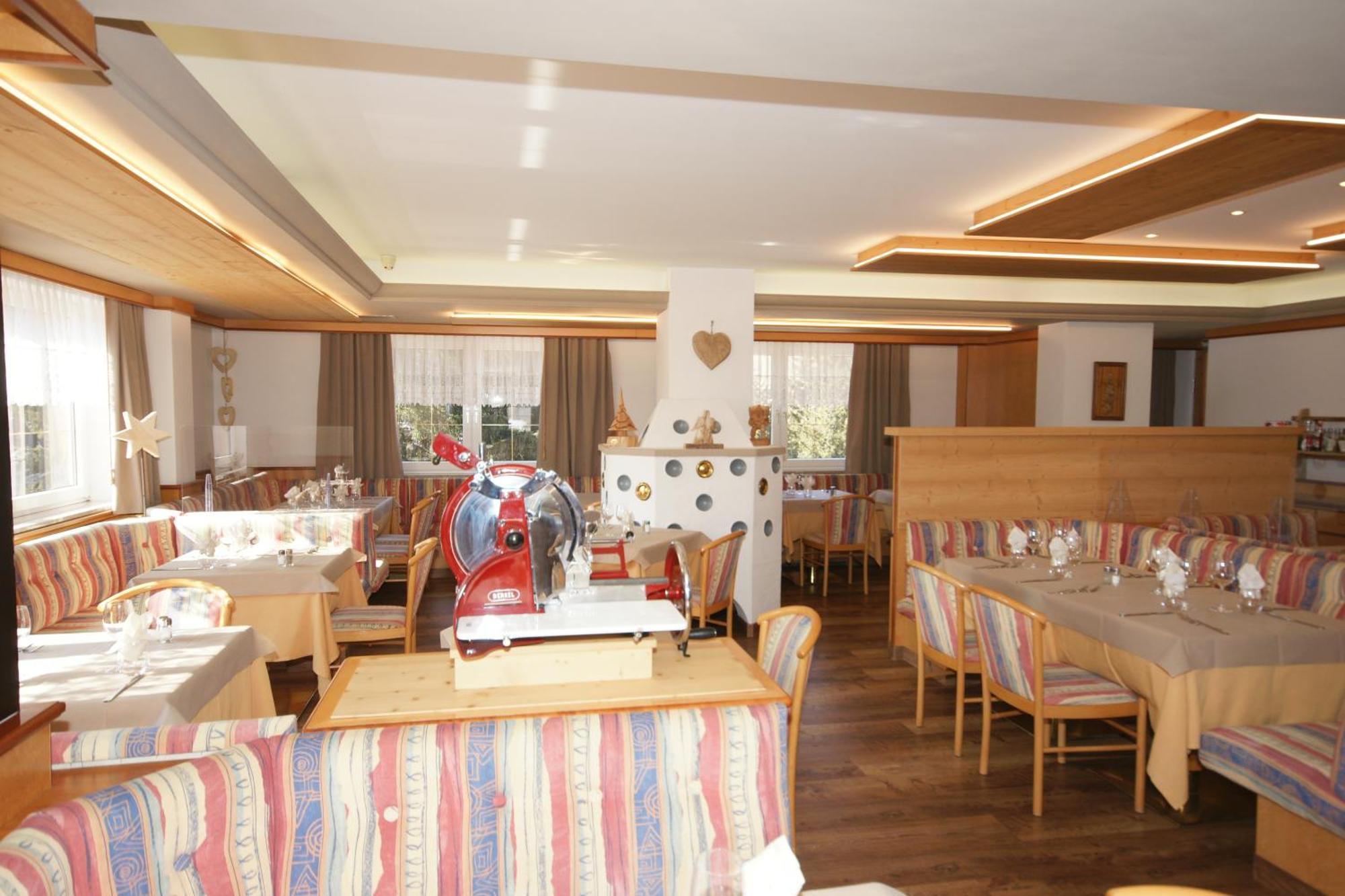 Hotel Vallechiara Moena Eksteriør billede