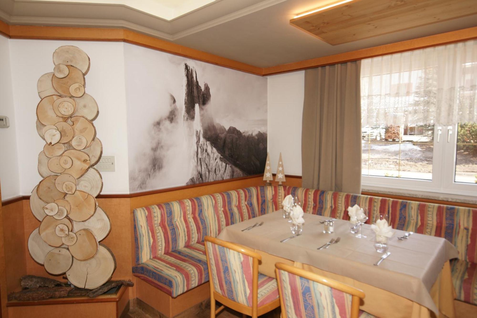 Hotel Vallechiara Moena Eksteriør billede